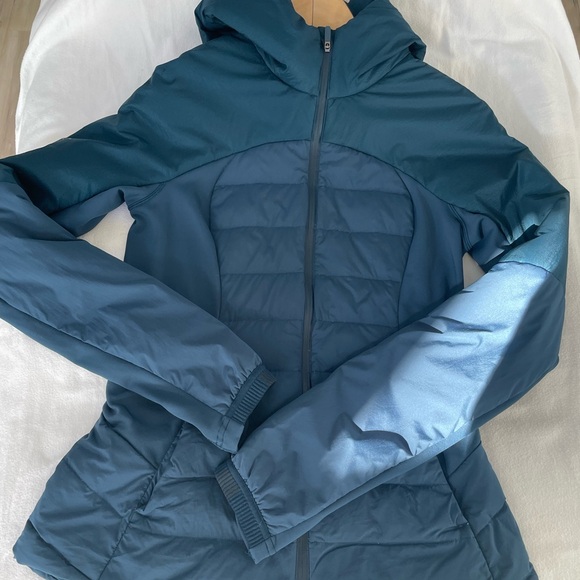Lululemon Athletica Down for It All Jacket - Picture 5 of 5